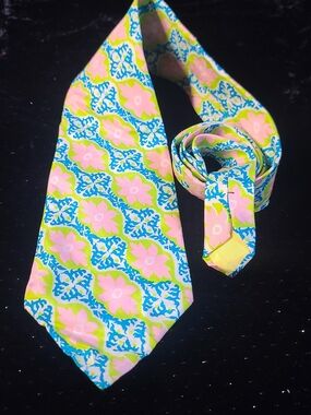 HAND WOVEN SILK  Pink & Blue Floral Men's Tie - Bright Patterned Neckwear
